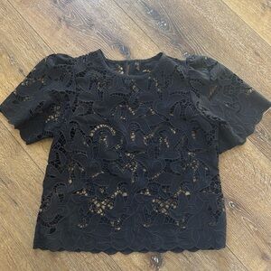 Express Lace shirt